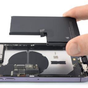 Thay pin iphone 14pro/14promax