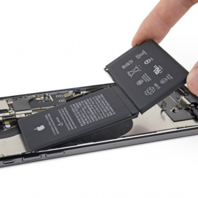 Thay pin iphone XS/XS MAX